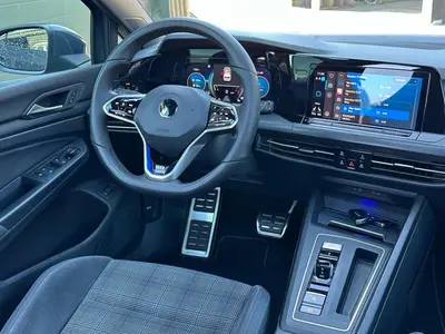 Volkswagen Golf - Thumbnail 15