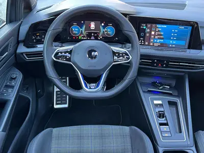 Volkswagen Golf - Thumbnail 16