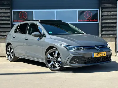 Volkswagen Golf - Thumbnail 3