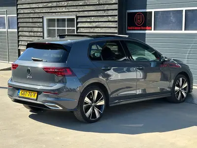 Volkswagen Golf - Thumbnail 30