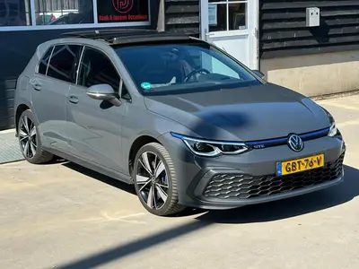 Volkswagen Golf - Thumbnail 31