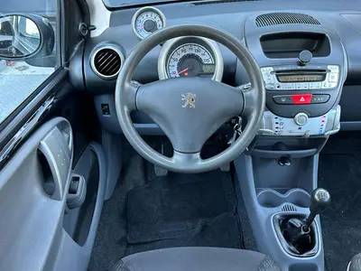 Peugeot 107 - Thumbnail 14