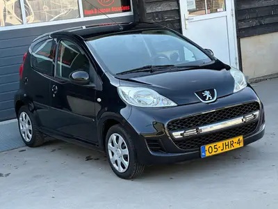 Peugeot 107 - Thumbnail 25