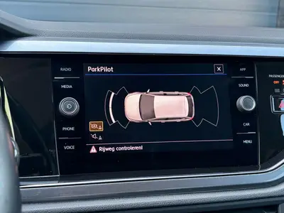 Volkswagen Polo - Thumbnail 16