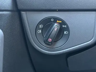 Volkswagen Polo - Thumbnail 24