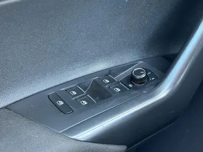 Volkswagen Polo - Thumbnail 25