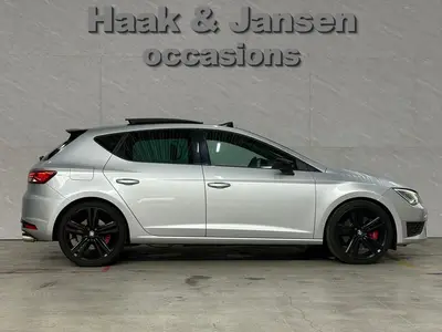 SEAT Leon - Thumbnail 8