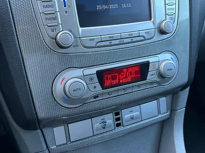 Ford FOCUS Wagon - Thumbnail 19