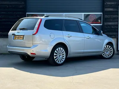 Ford FOCUS Wagon - Thumbnail 4