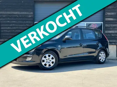 Hyundai i30 - Thumbnail 1