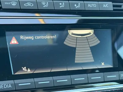 Volkswagen up! - Thumbnail 20