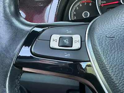 Volkswagen up! - Thumbnail 23