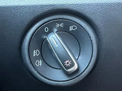 Volkswagen up! - Thumbnail 25