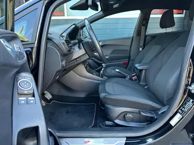 Ford Fiesta - Thumbnail 11