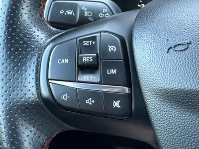 Ford Fiesta - Thumbnail 23