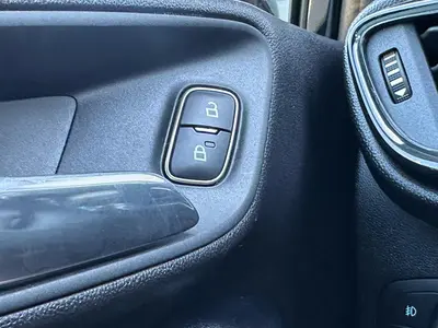 Ford Fiesta - Thumbnail 24