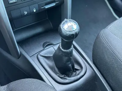 Peugeot 207 - Thumbnail 18