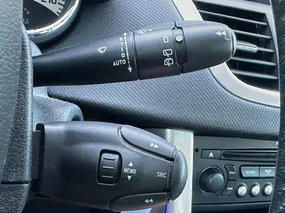 Peugeot 207 - Thumbnail 19