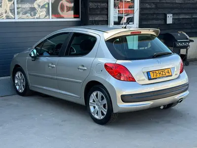 Peugeot 207 - Thumbnail 26