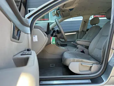 Audi A4 - Thumbnail 11