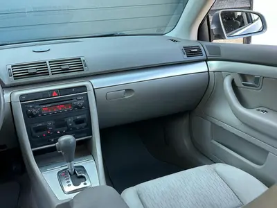 Audi A4 - Thumbnail 13