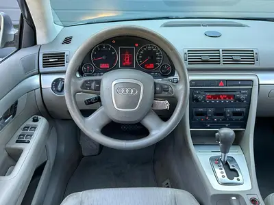 Audi A4 - Thumbnail 15