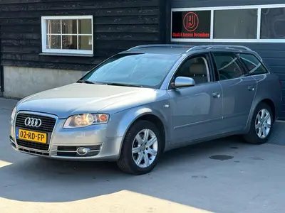 Audi A4 - Thumbnail 26