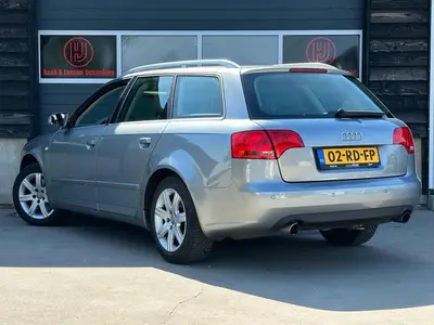 Audi A4 - Thumbnail 5