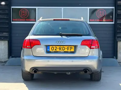 Audi A4 - Thumbnail 7