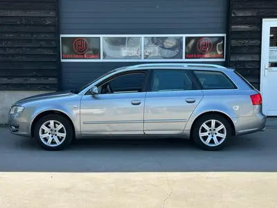 Audi A4 - Thumbnail 9