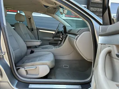 Audi A4 - Thumbnail 10