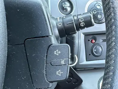 Renault Scénic - Thumbnail 18