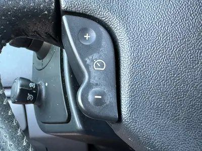 Renault Scénic - Thumbnail 20