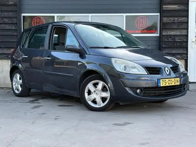 Renault Scénic - Thumbnail 3