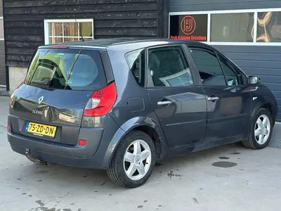 Renault Scénic - Thumbnail 32