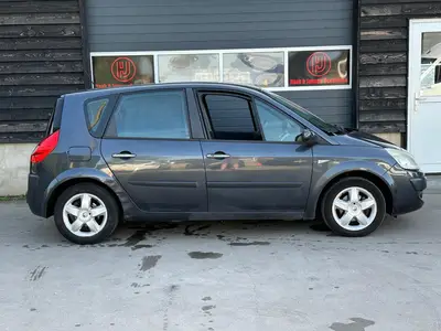 Renault Scénic - Thumbnail 9