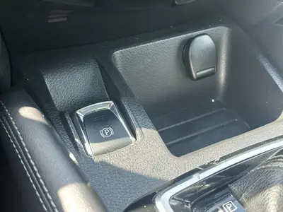 Nissan QASHQAI - Thumbnail 21