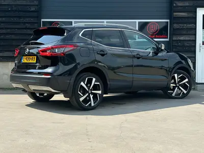 Nissan QASHQAI - Thumbnail 4