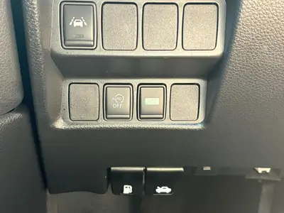 Nissan QASHQAI - Thumbnail 31