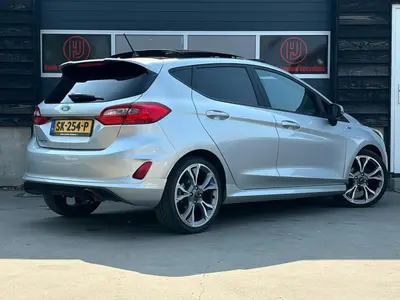 Ford Fiesta - Thumbnail 3