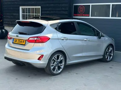 Ford Fiesta - Thumbnail 32
