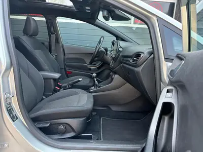 Ford Fiesta - Thumbnail 10