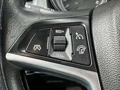 Opel Astra - Thumbnail 19