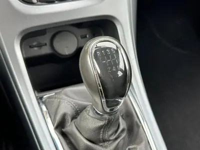 Opel Astra - Thumbnail 26