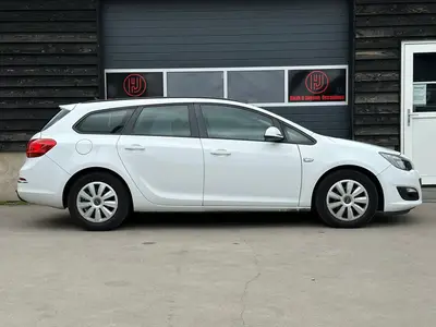 Opel Astra - Thumbnail 6