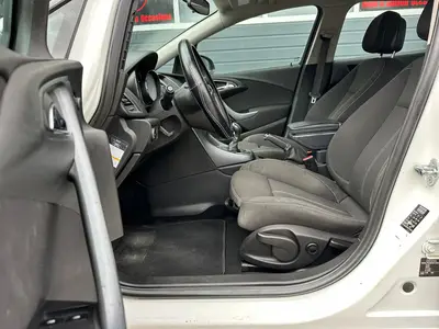 Opel Astra - Thumbnail 10