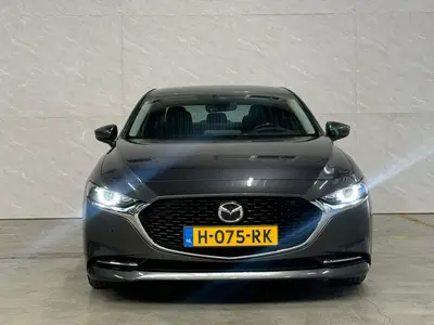 Mazda 3 - Thumbnail 5