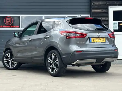 Nissan QASHQAI - Thumbnail 4