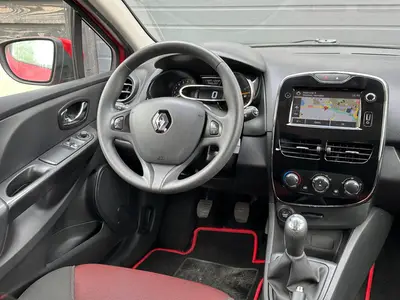 Renault Clio - Thumbnail 14