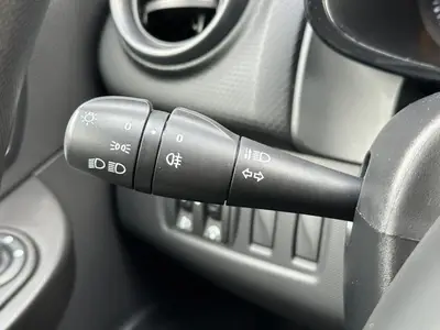 Renault Clio - Thumbnail 21